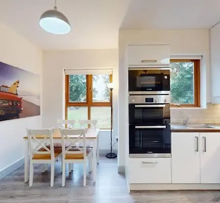 The Nest Homestay Summerseat